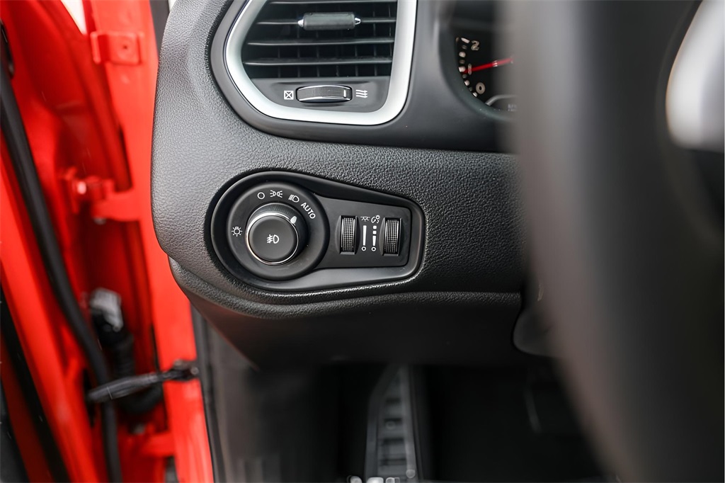 Used Car 2018 Jeep Renegade  Latitude For Sale Under $12,000 In Austin, Texas