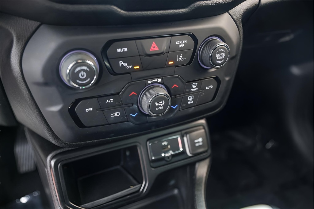 Used Car 2018 Jeep Renegade  Latitude For Sale Under $12,000 In Austin, Texas