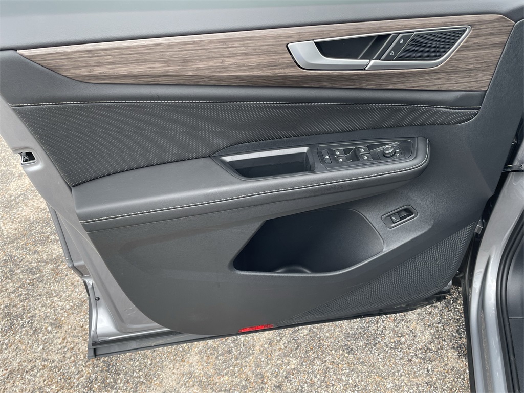 2025 Volkswagen Atlas 2.0T SEL - 10