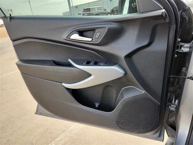 Used Car 2025 Chevrolet Trax  1rs For Sale Under $25,000 In Plainview, Texas