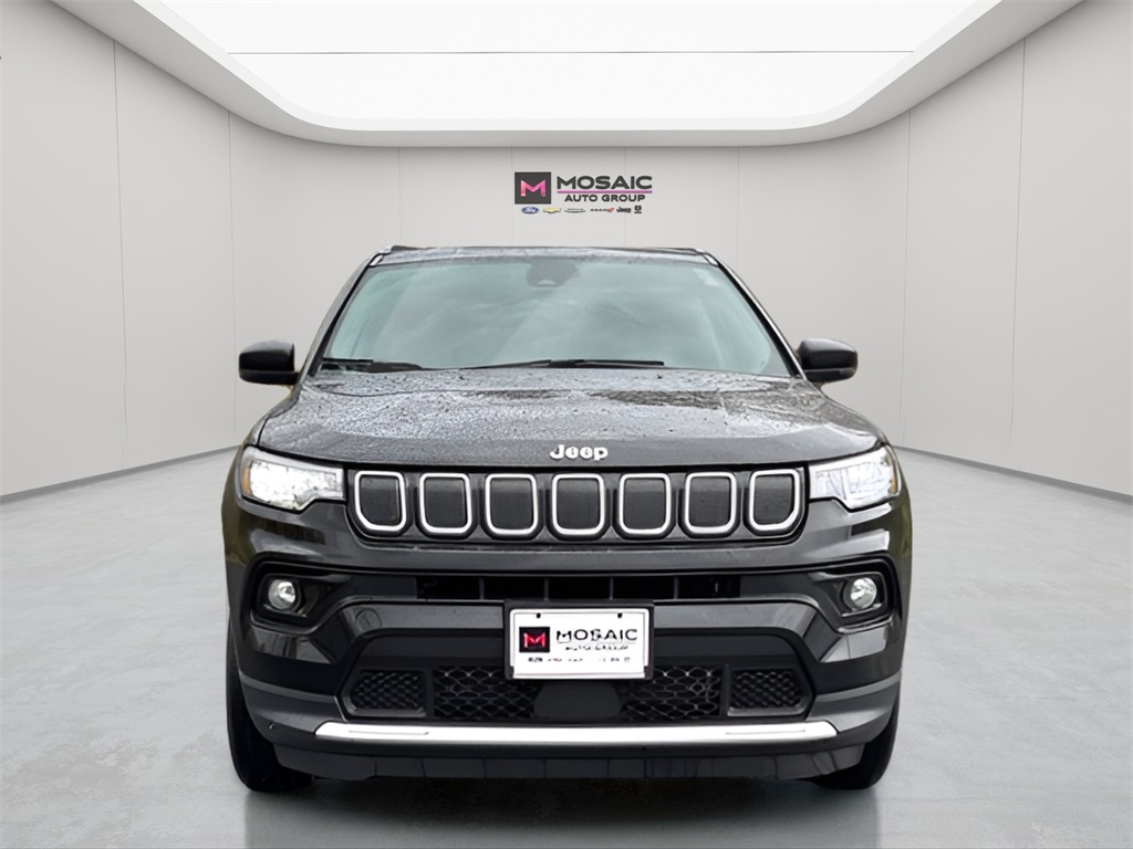 Used 2022 Jeep Compass Limited with VIN 3C4NJDCB4NT193562 for sale in Zumbrota, Minnesota