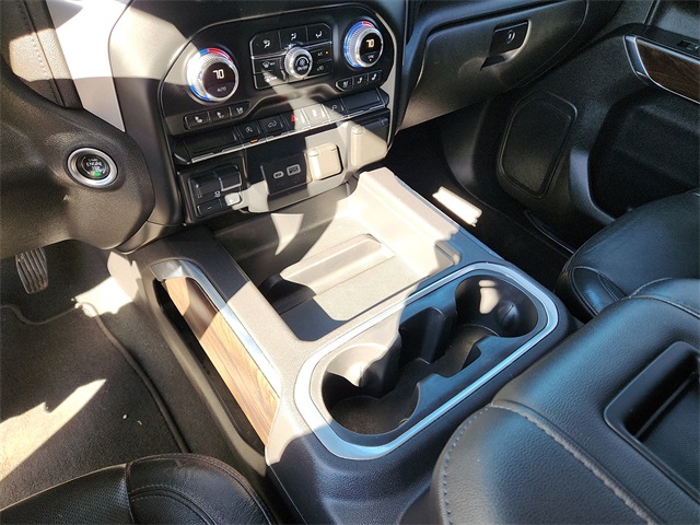 Used Car 2020 Gmc Sierra 1500  Slt For Sale Under $35,000 In Plainview, Texas