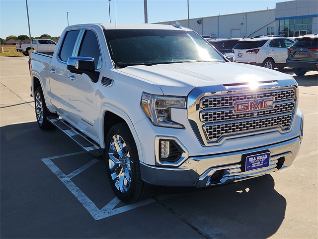 Used Car 2020 Gmc Sierra 1500  Slt For Sale Under $35,000 In Plainview, Texas