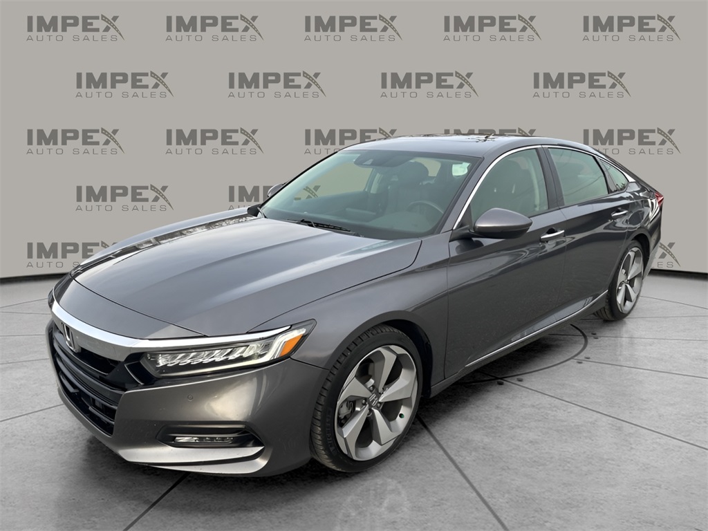2018 Honda Accord Touring's photo