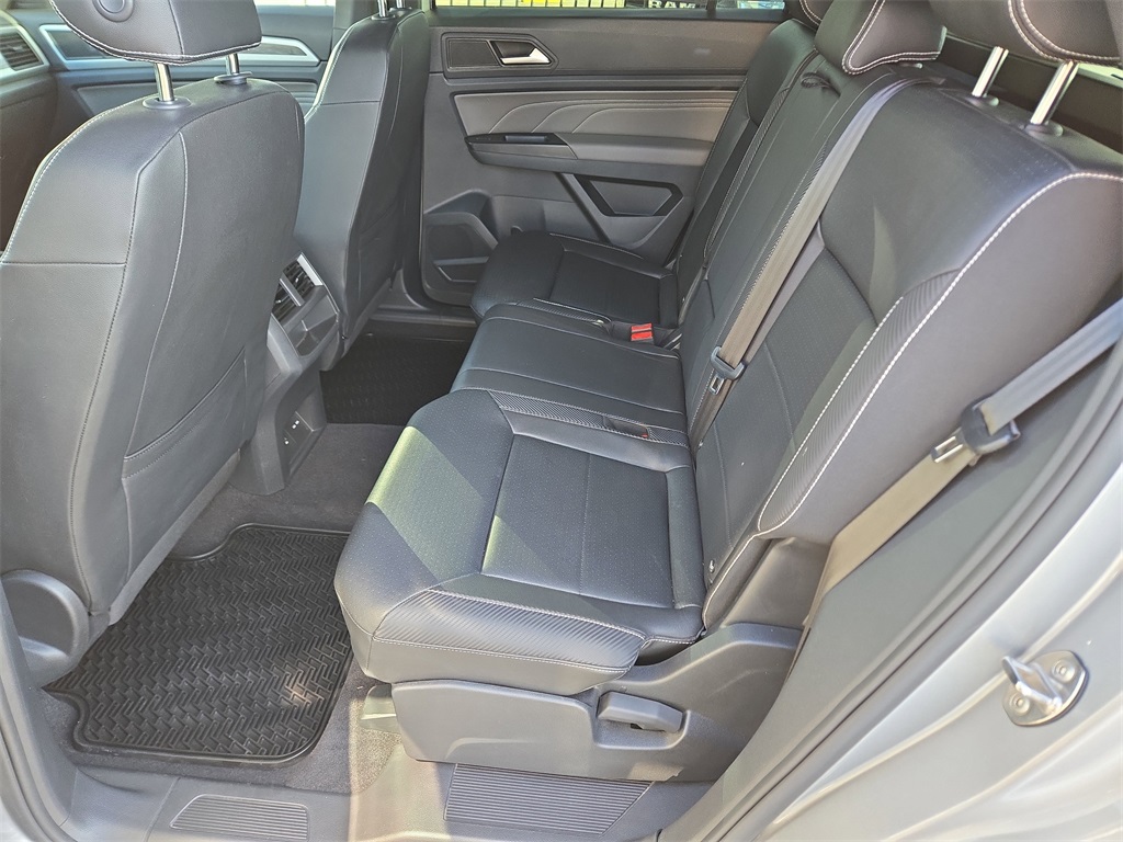 2021 Volkswagen Atlas Cross Sport 3.6L V6 SE w/Technology Silver at DeMontrond Auto Country