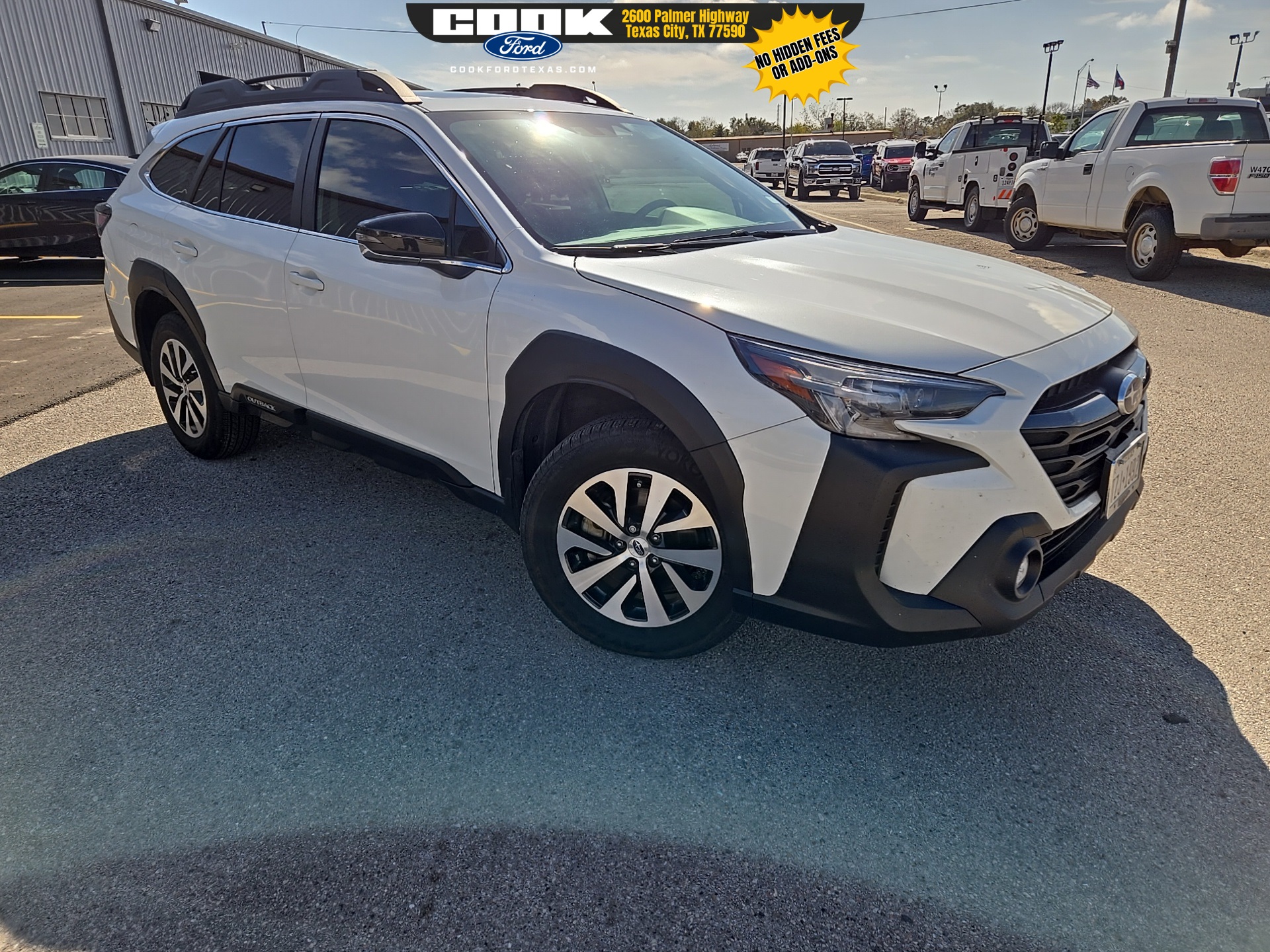 2024 Subaru Outback Premium White at Community Kia