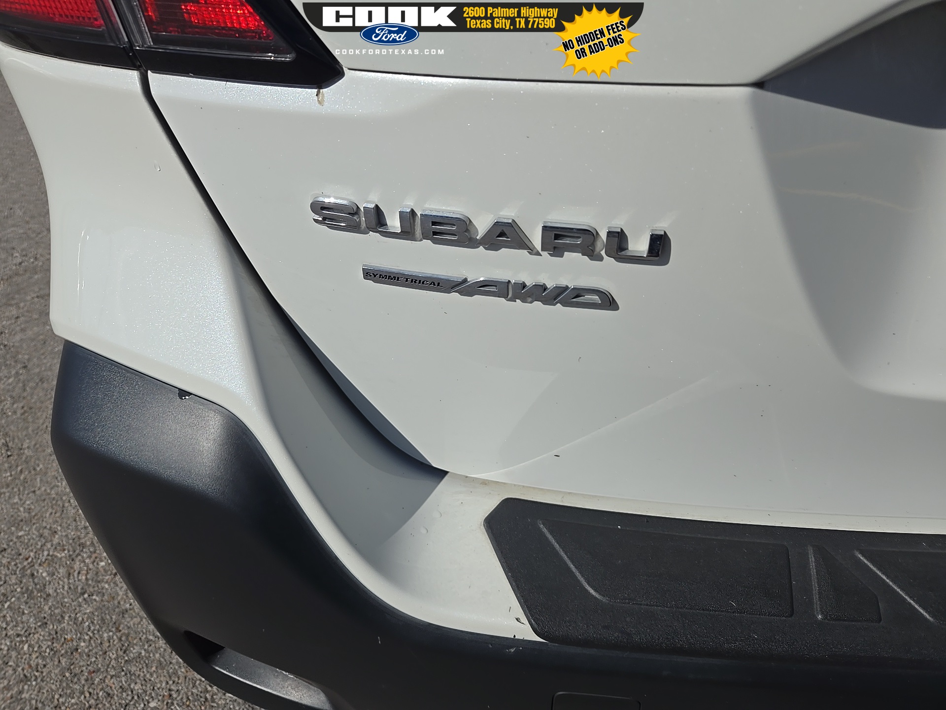 2024 Subaru Outback Premium White at Community Kia