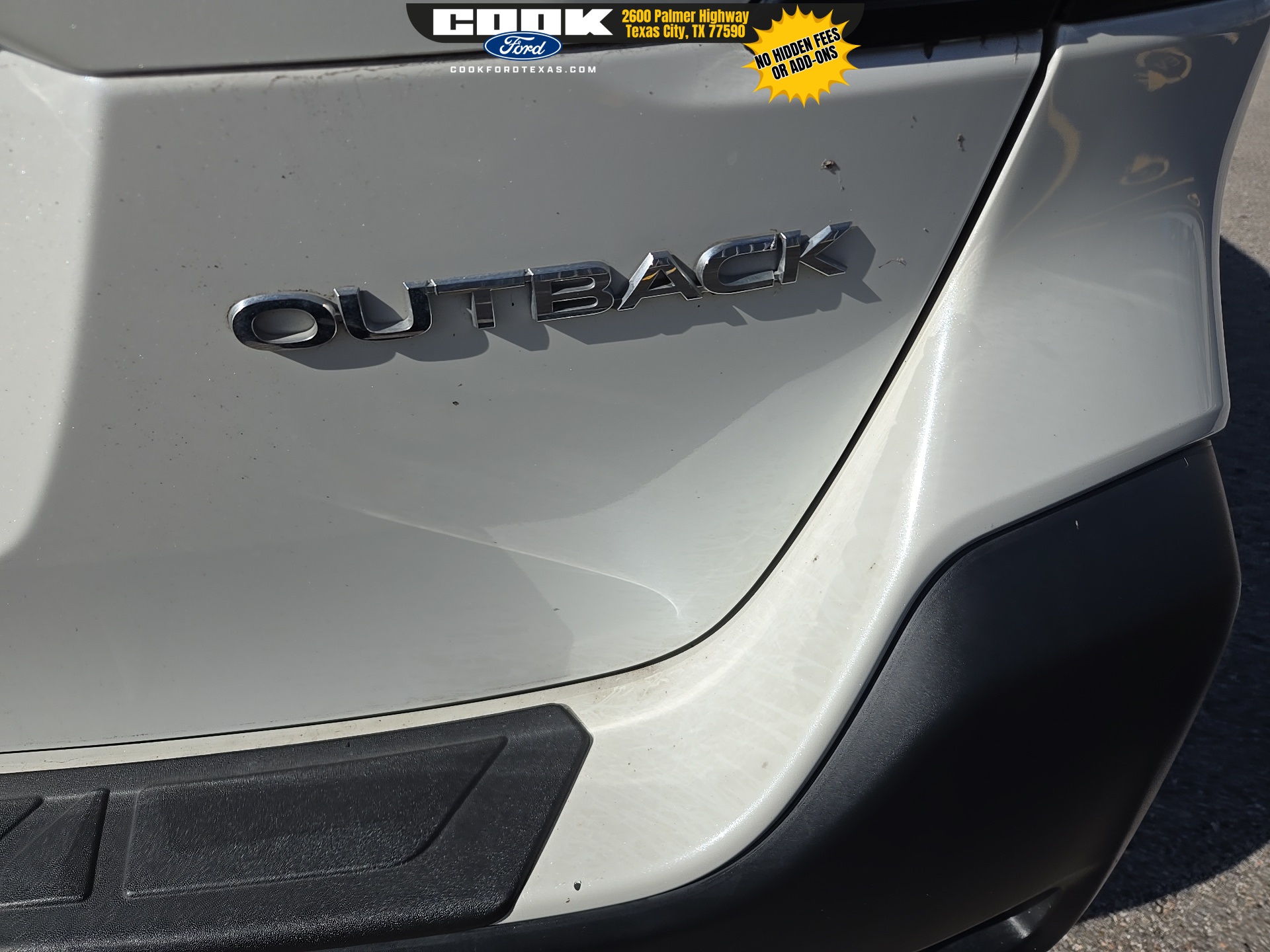 2024 Subaru Outback Premium White at Community Kia