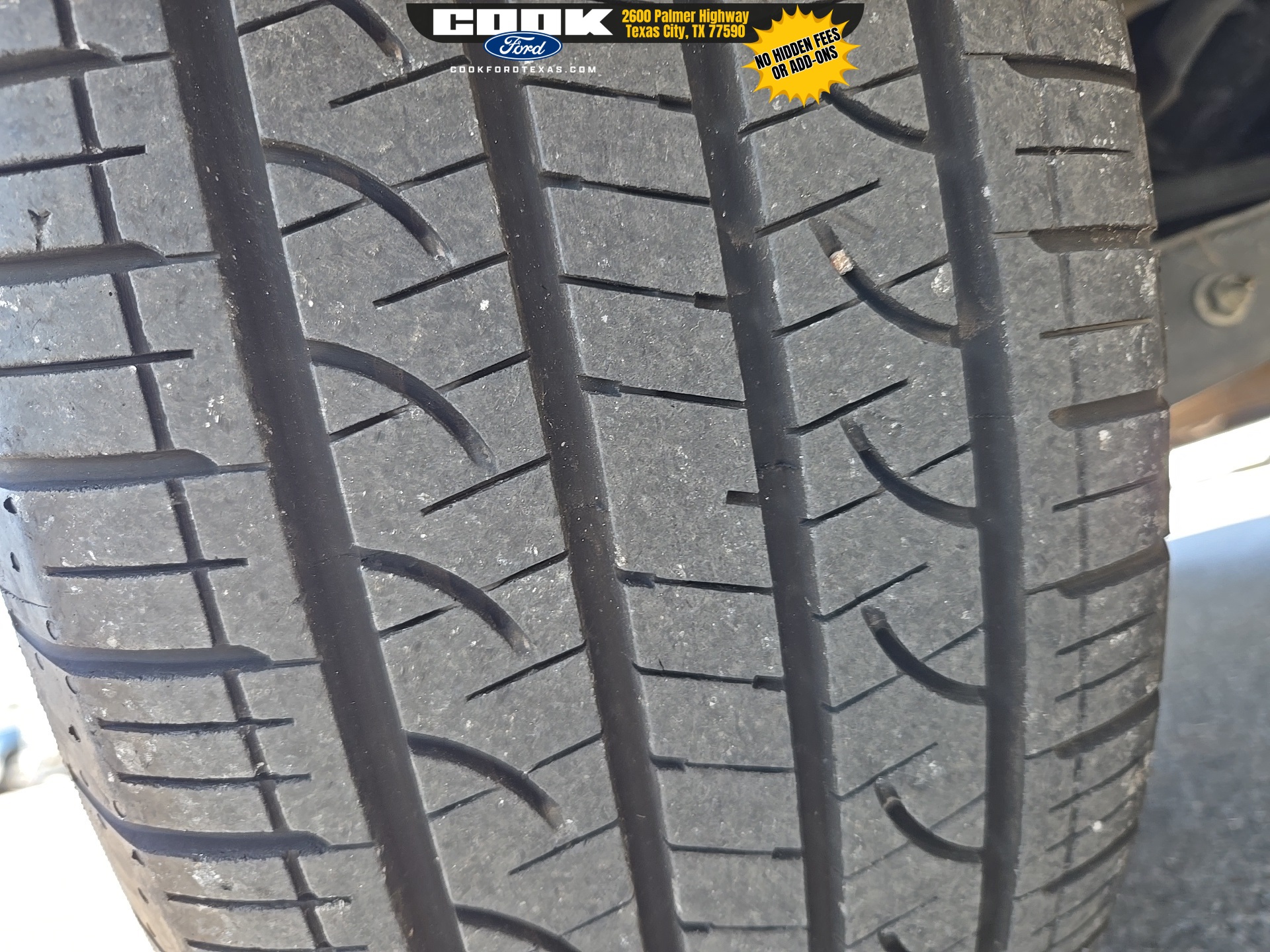 2024 Subaru Outback Premium White at Community Kia