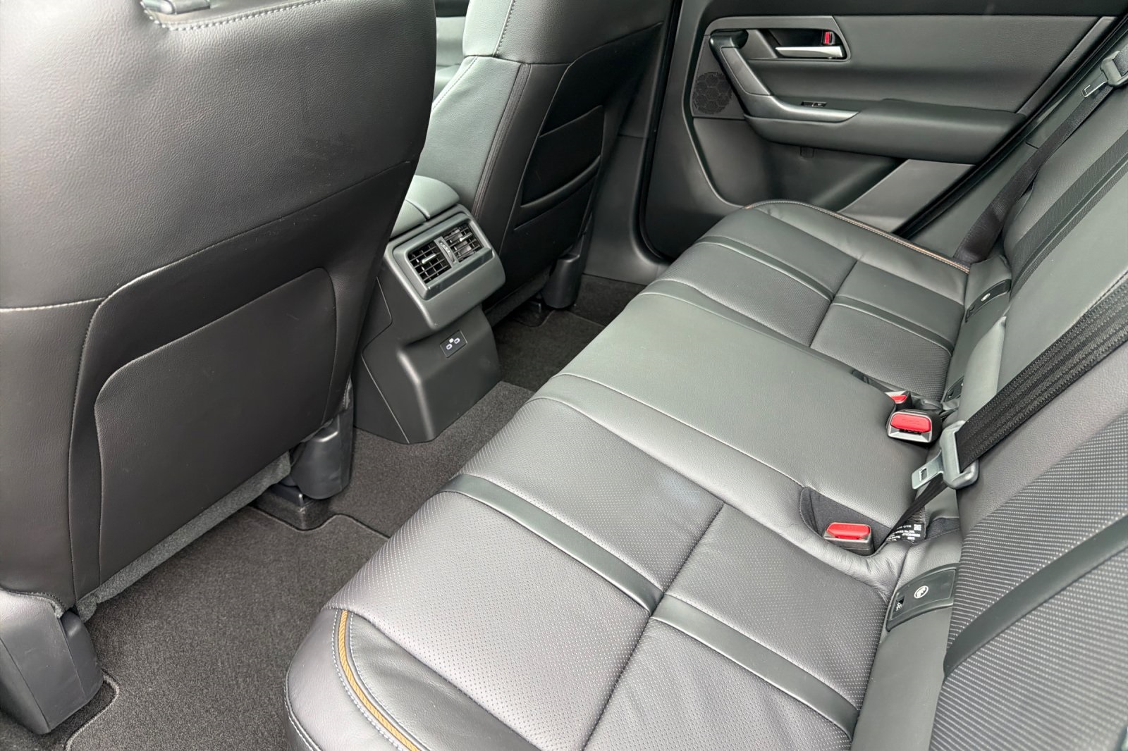 2026 Mazda CX-50 Premium - Photo 12
