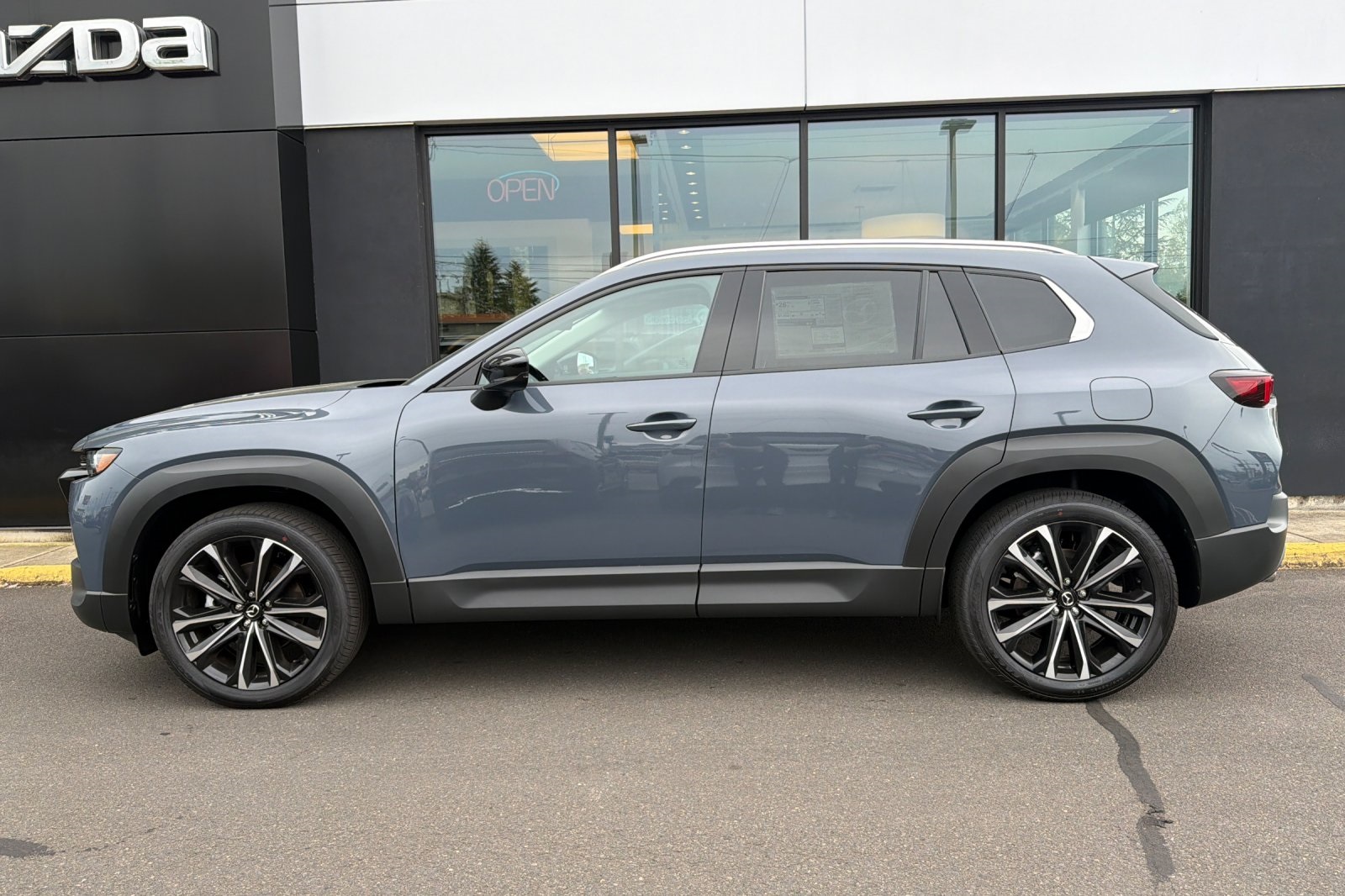 2026 Mazda CX-50 Premium - Photo 7