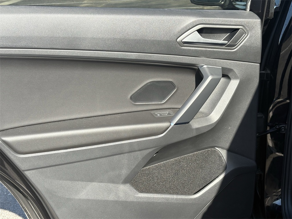 2020 Volkswagen Tiguan 2.0T SEL Black at Emmons Autoplex