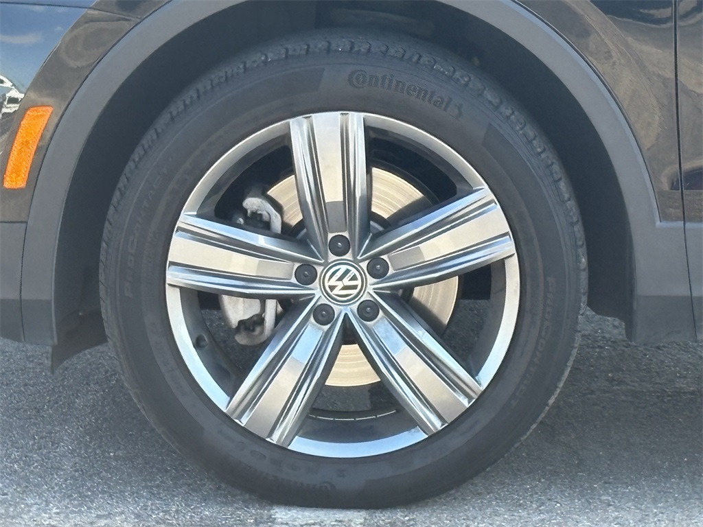 2020 Volkswagen Tiguan 2.0T SEL Black at Emmons Autoplex