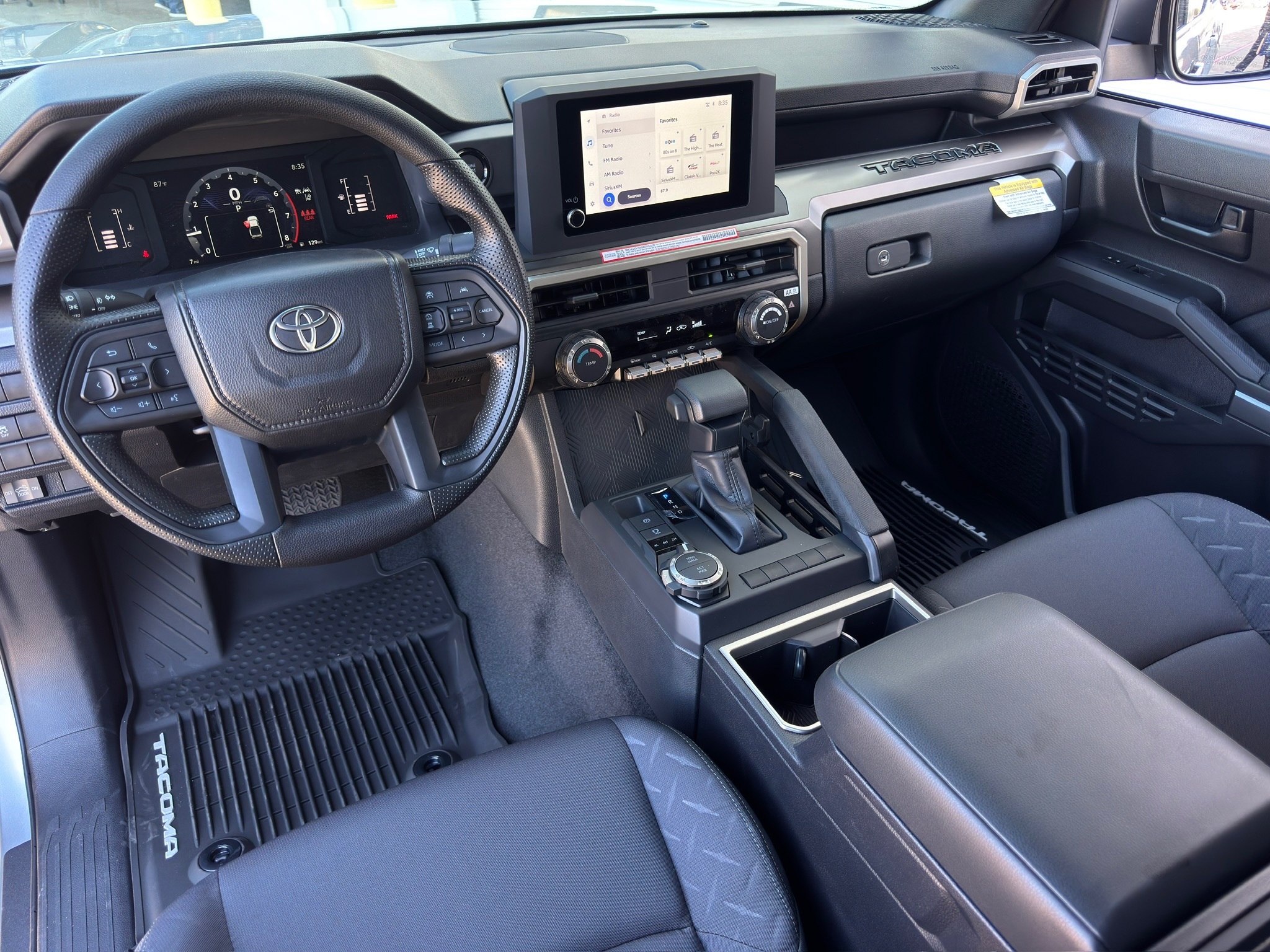 2025 Toyota Tacoma SR5 - 1