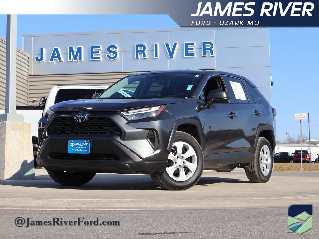 2025 Toyota RAV4 LE AWD