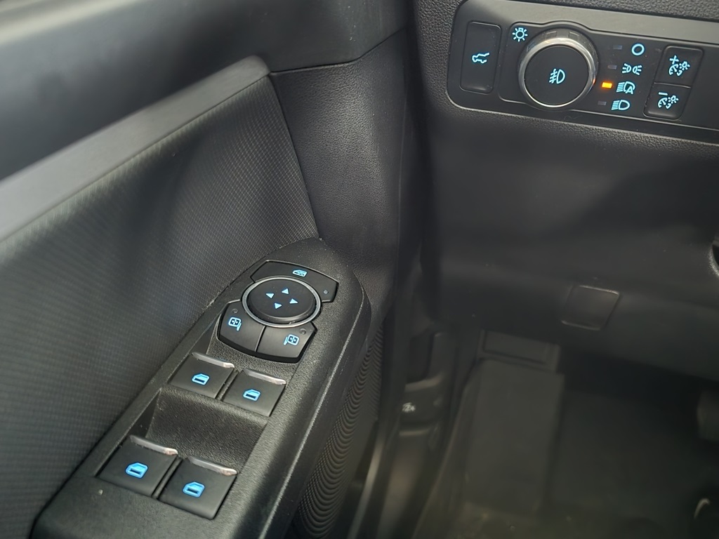 Thumbnail: 2023 Ford Bronco Sport - 9