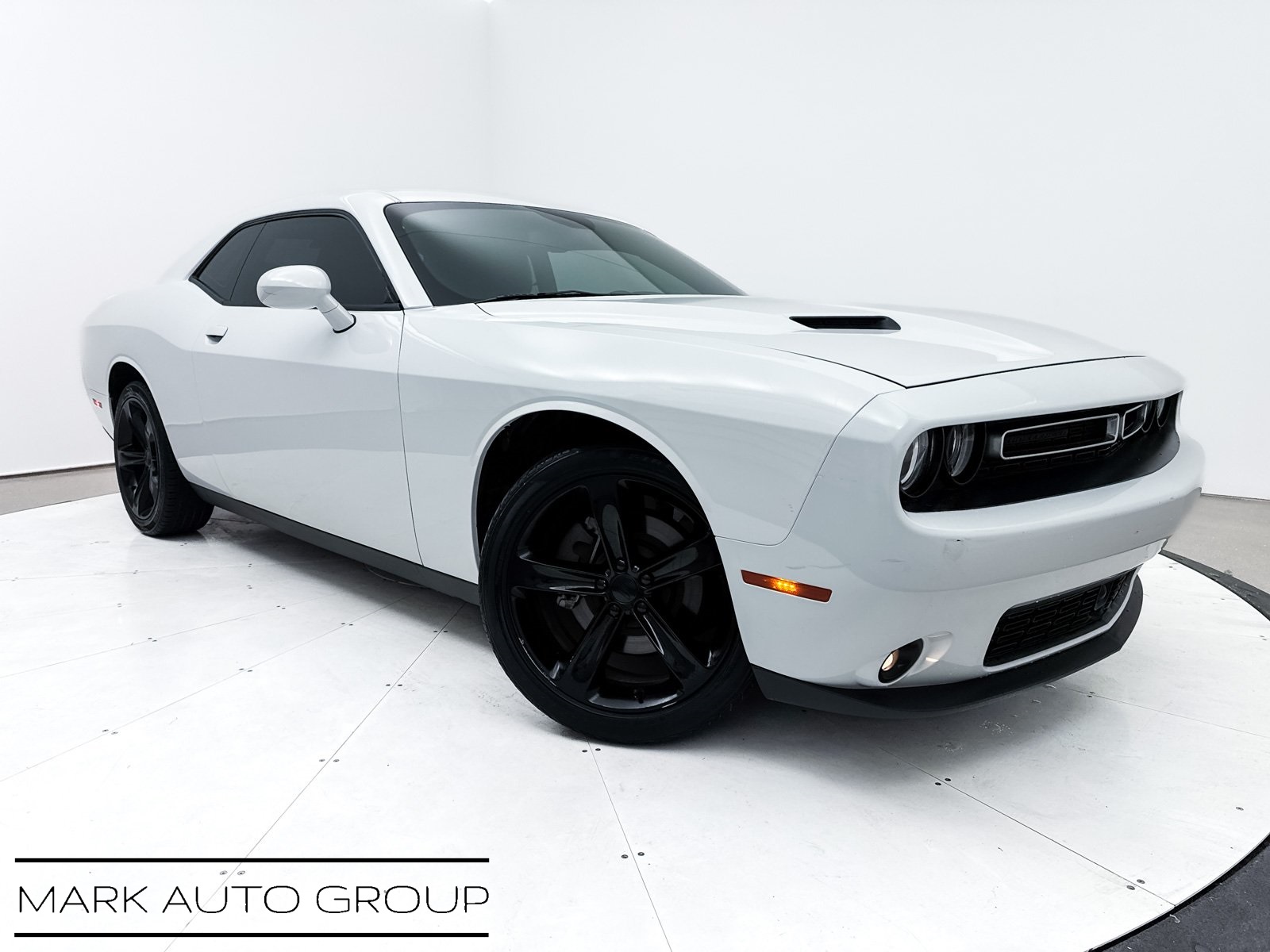 2018 Dodge Challenger SXT