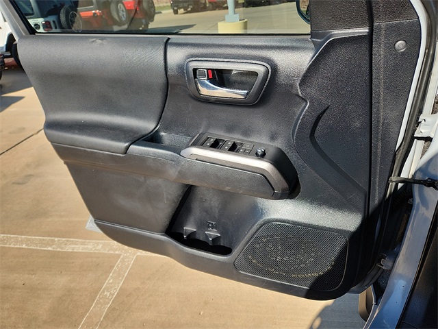 Used Car 2018 Toyota Tacoma  For Sale Under $35,000 In Plainview, Texas