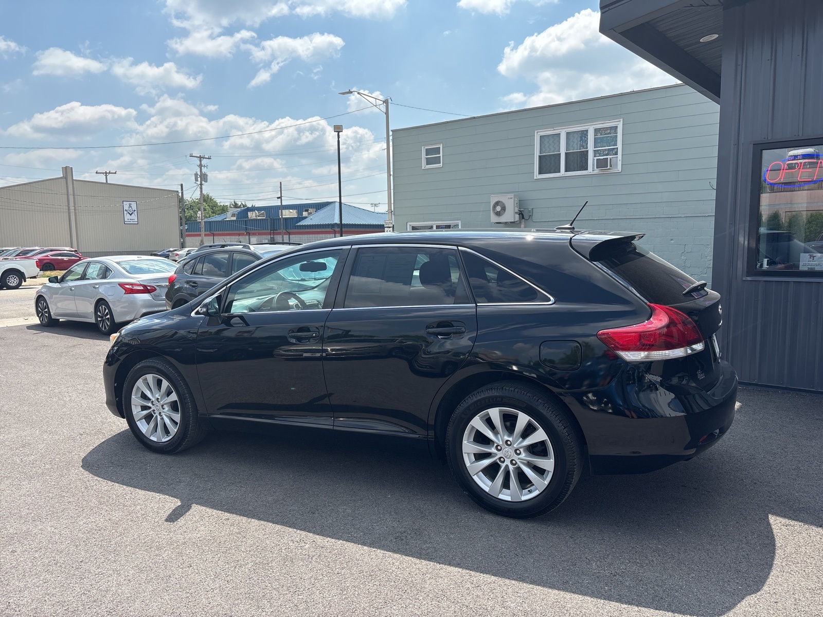2013 Toyota Venza photo 2