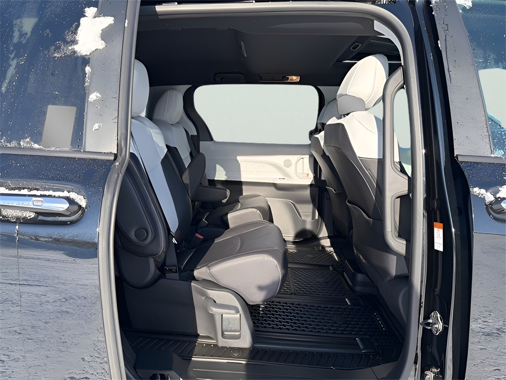 2025 Toyota Sienna