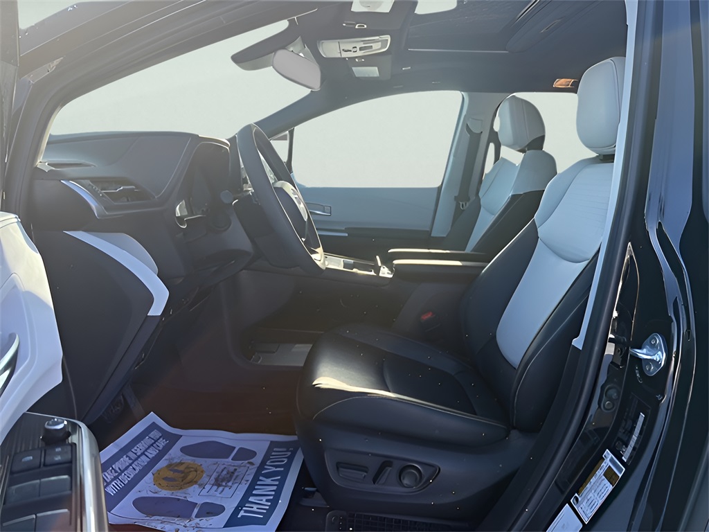 2025 Toyota Sienna