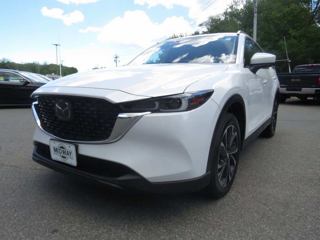 2023 Mazda CX-30 2.5 Select photo 2