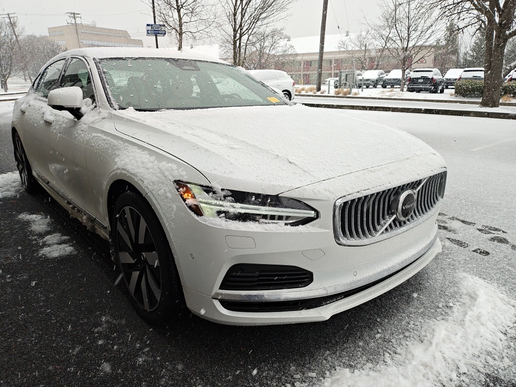 2024 Volvo S90 Recharge T8 Ultimate eAWD