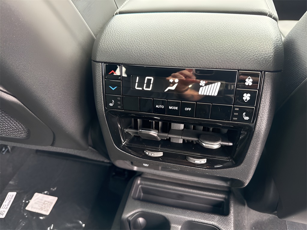 2025 Jeep Grand Cherokee L