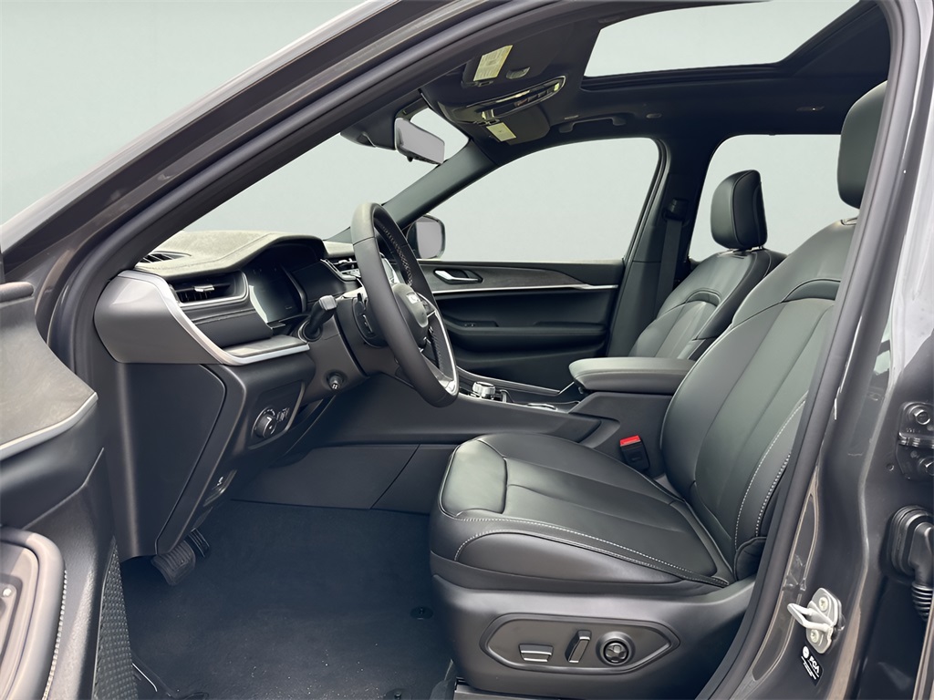 2025 Jeep Grand Cherokee L