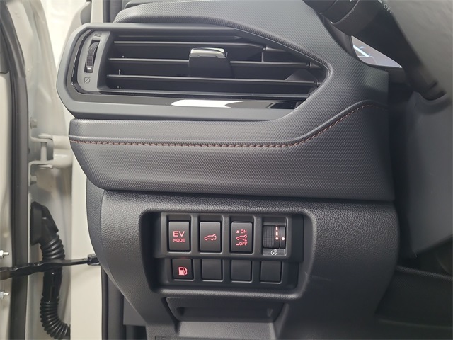 2025 – Subaru – Forester Hybrid