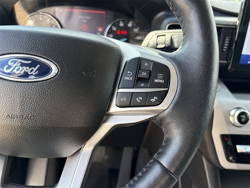 2023 Ford Explorer XLT Silver at DeMontrond Ford