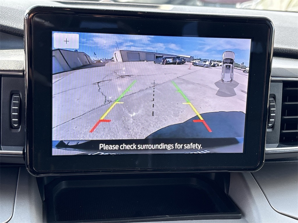 2023 Ford Explorer XLT Silver at DeMontrond Ford