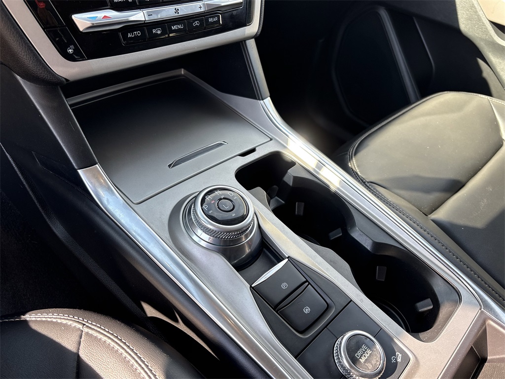 2023 Ford Explorer XLT Silver at DeMontrond Ford