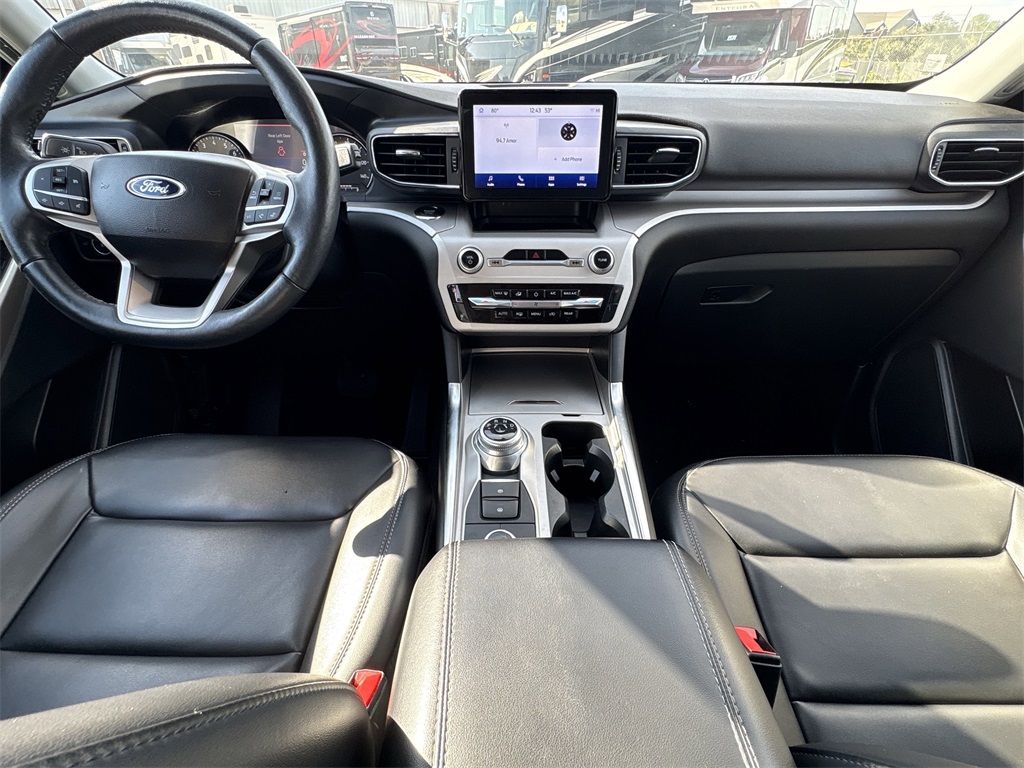 2023 Ford Explorer XLT Silver at DeMontrond Ford