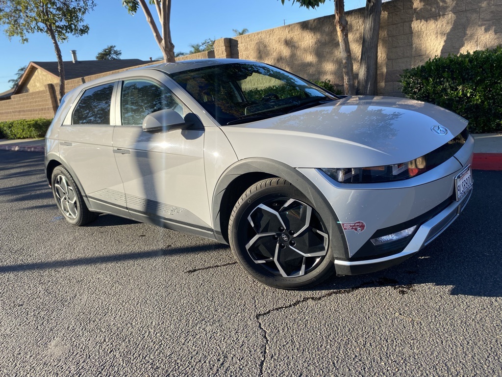 2024 Hyundai IONIQ 5 SEL