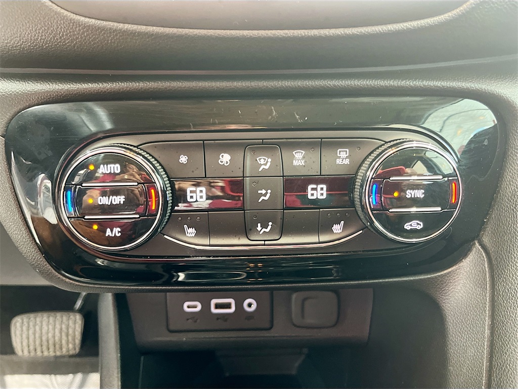 2021 Buick Encore GX Select Off-white at Don Davis Chevrolet GMC