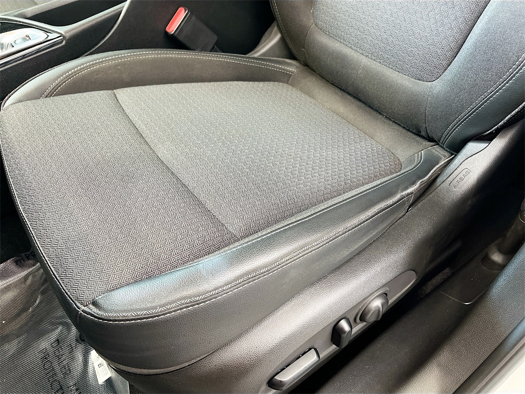 2021 Buick Encore GX Select Off-white at Don Davis Chevrolet GMC