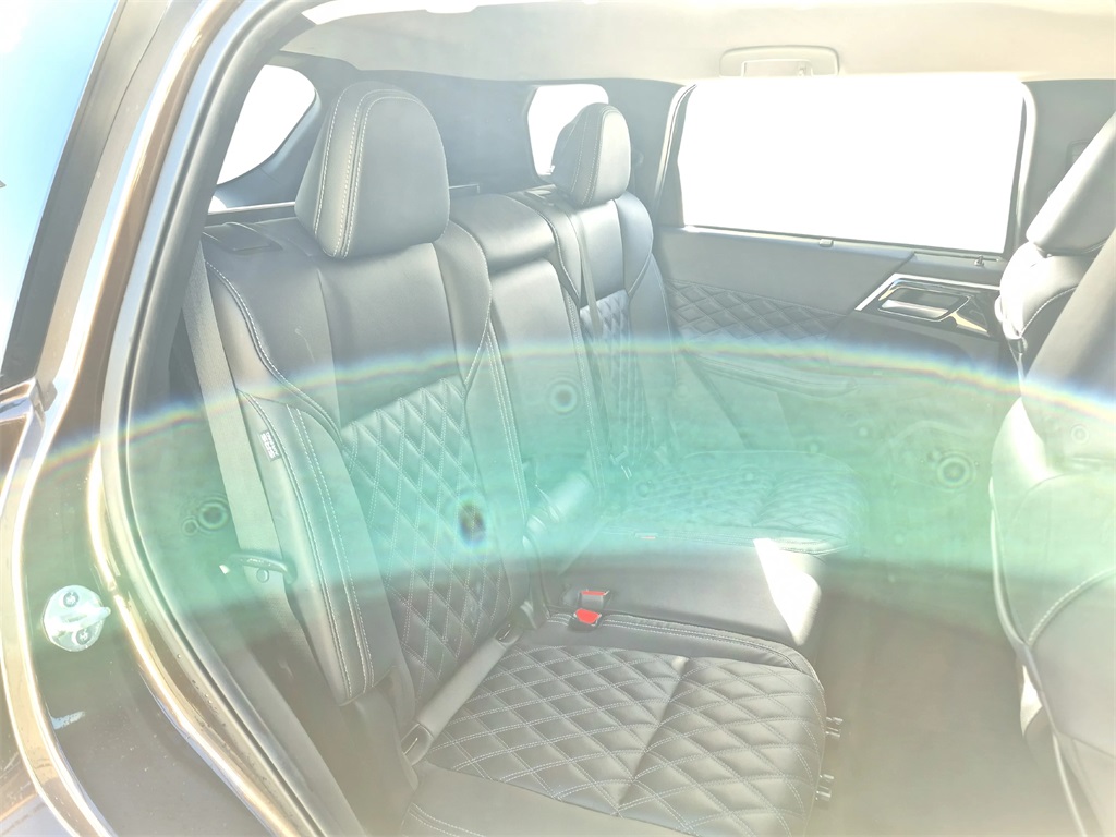 2024 Mitsubishi Outlander SEL Brown at Mac Haik CDJR North Houston