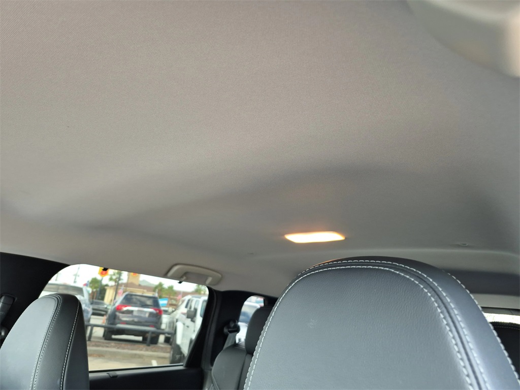 2024 Mitsubishi Outlander SEL Brown at Mac Haik CDJR North Houston