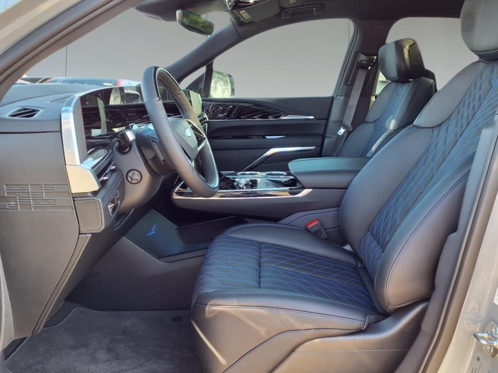 2026 Cadillac Escalade IQ Luxury - 11