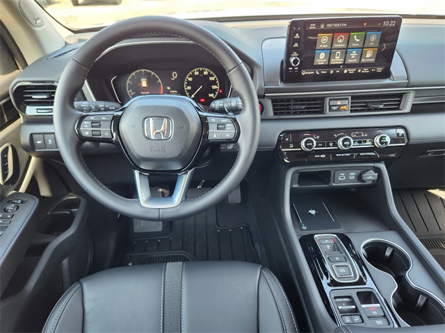 2025 Honda Pilot Touring photo 20