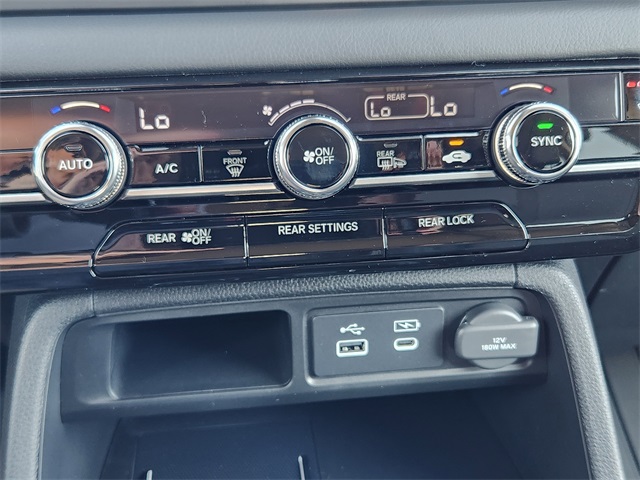 2025 Honda Pilot Touring photo 31