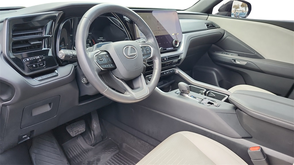 2024 Lexus TX