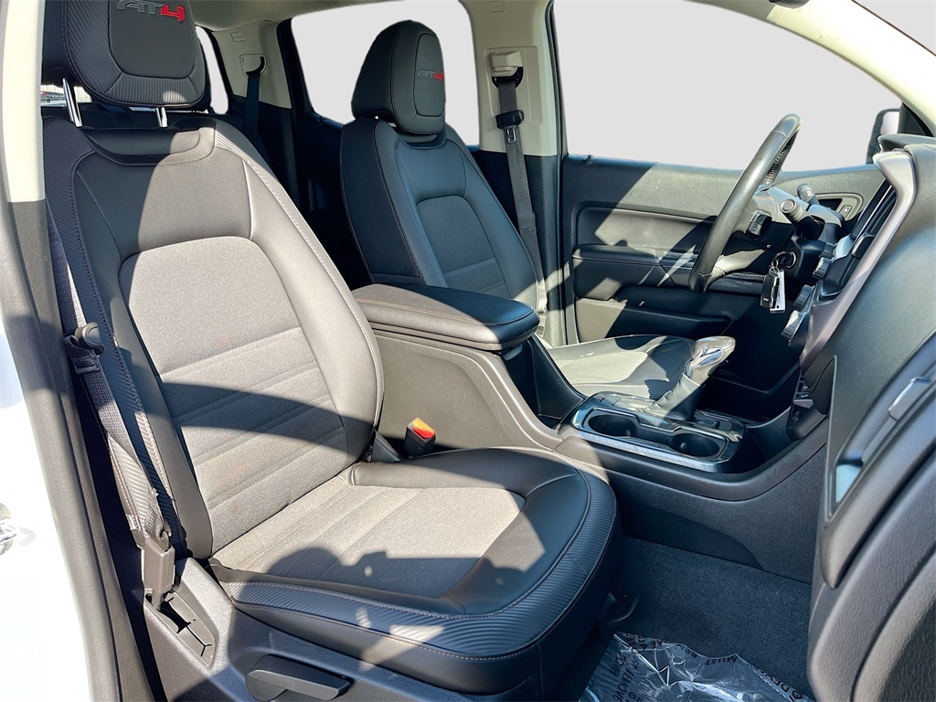 2022 GMC Canyon AT4 w/Cloth White at Central Houston Nissan