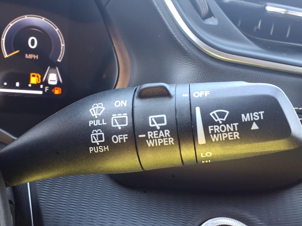 2024 Jeep Grand Cherokee Laredo Red at Mac Haik CDJR North Houston