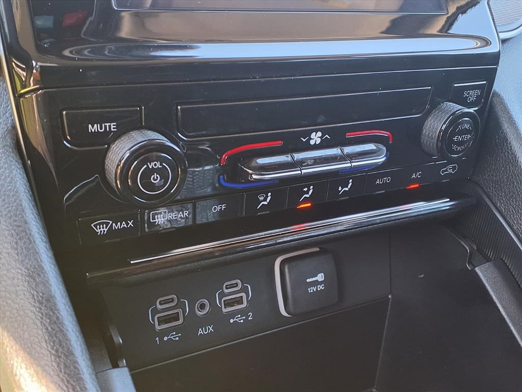 2024 Jeep Grand Cherokee Laredo Red at Mac Haik CDJR North Houston