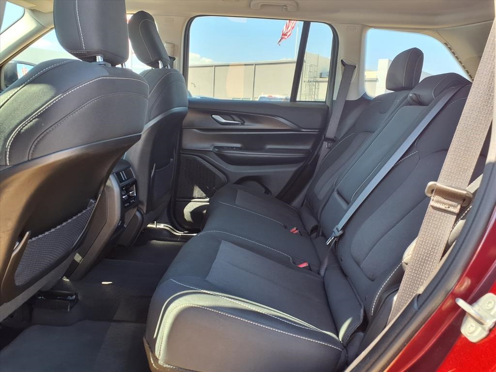 2024 Jeep Grand Cherokee Laredo Red at Mac Haik CDJR North Houston