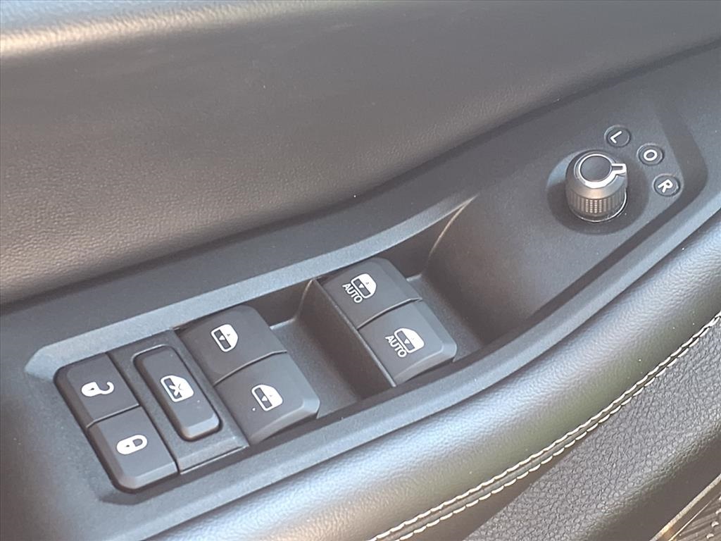 2024 Jeep Grand Cherokee Laredo Red at Mac Haik CDJR North Houston