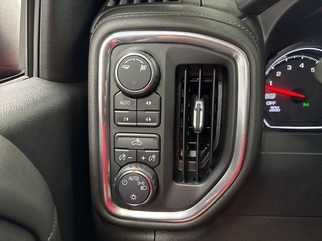 2019 Chevrolet Silverado 1500 LT photo 14