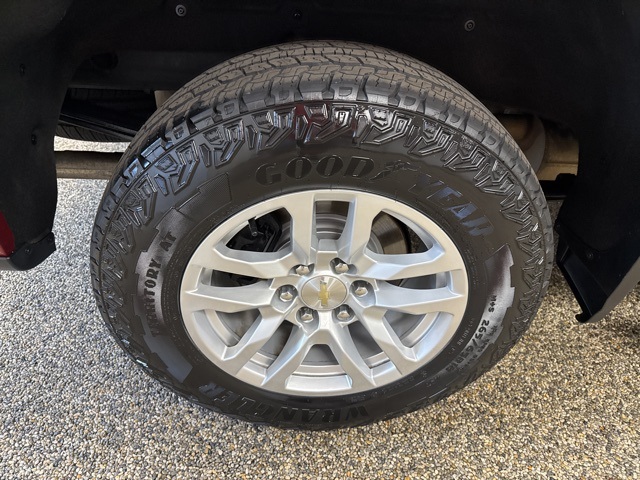 2019 Chevrolet Silverado 1500 LT photo 19